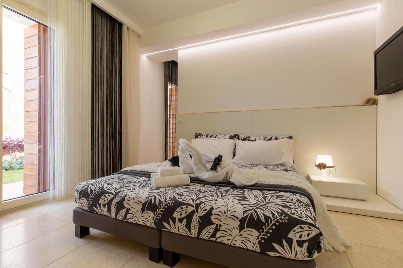 Residenze Longhi Panzió Vasto Kültér fotó