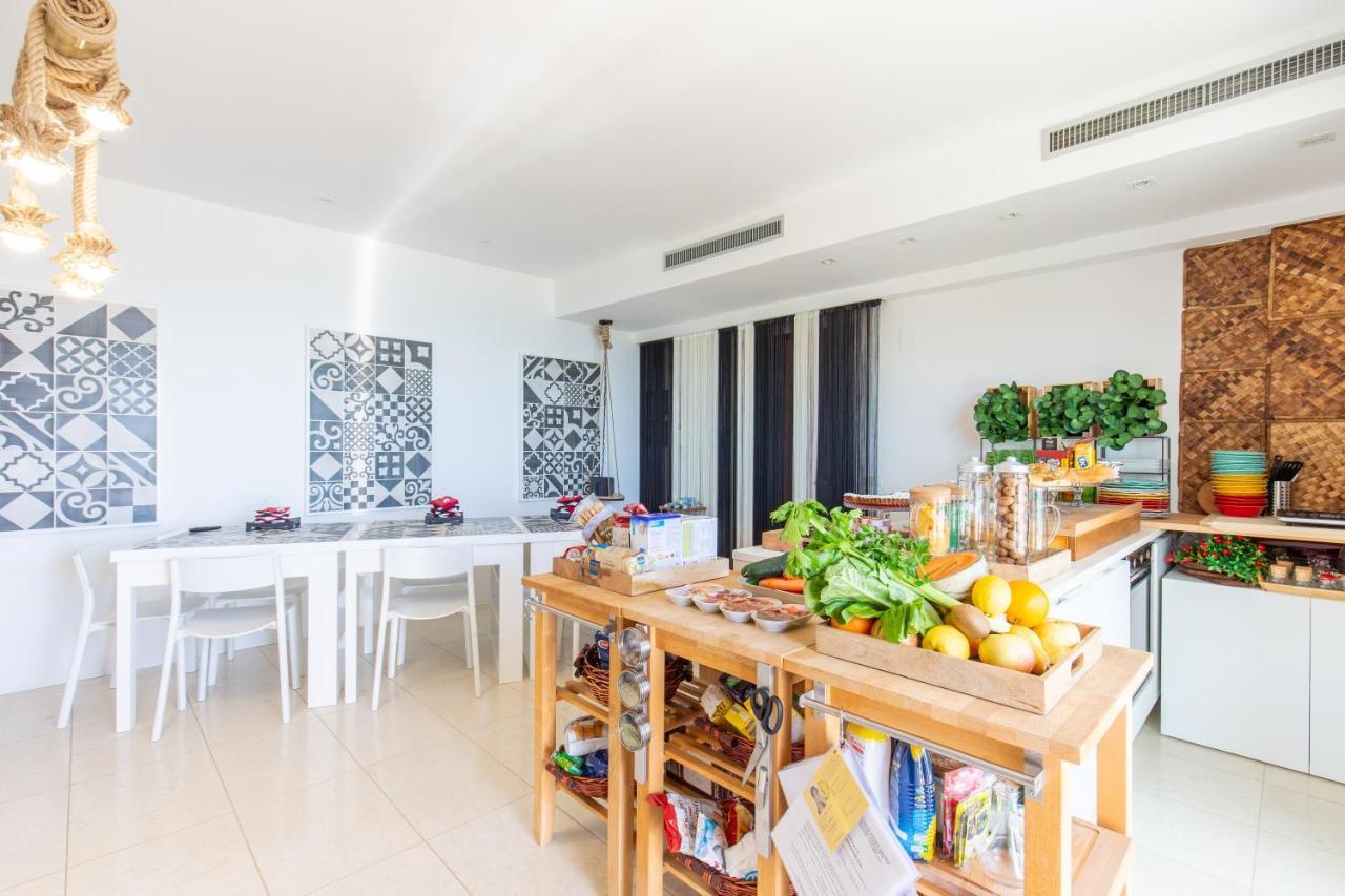 Residenze Longhi Panzió Vasto Kültér fotó