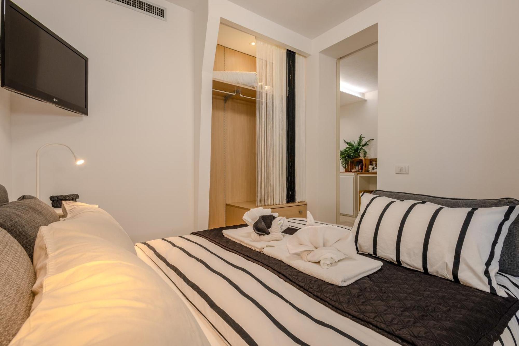 Residenze Longhi Panzió Vasto Kültér fotó